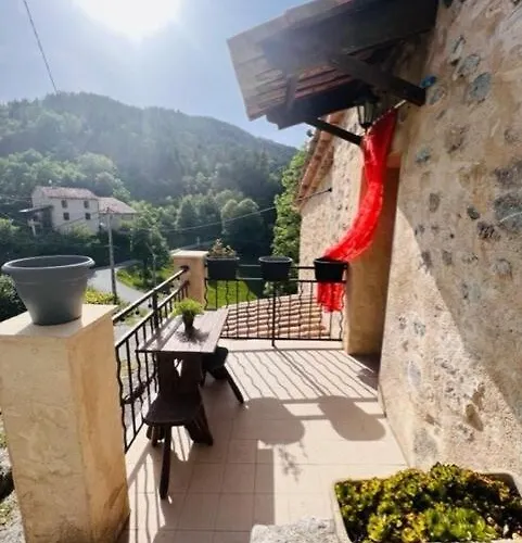 Maison De Village Provencale *